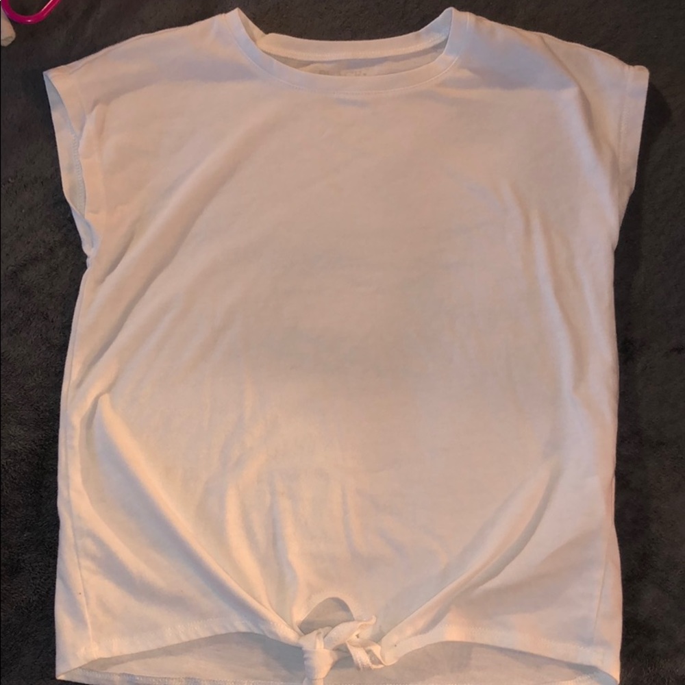 Size 7/8 new white top